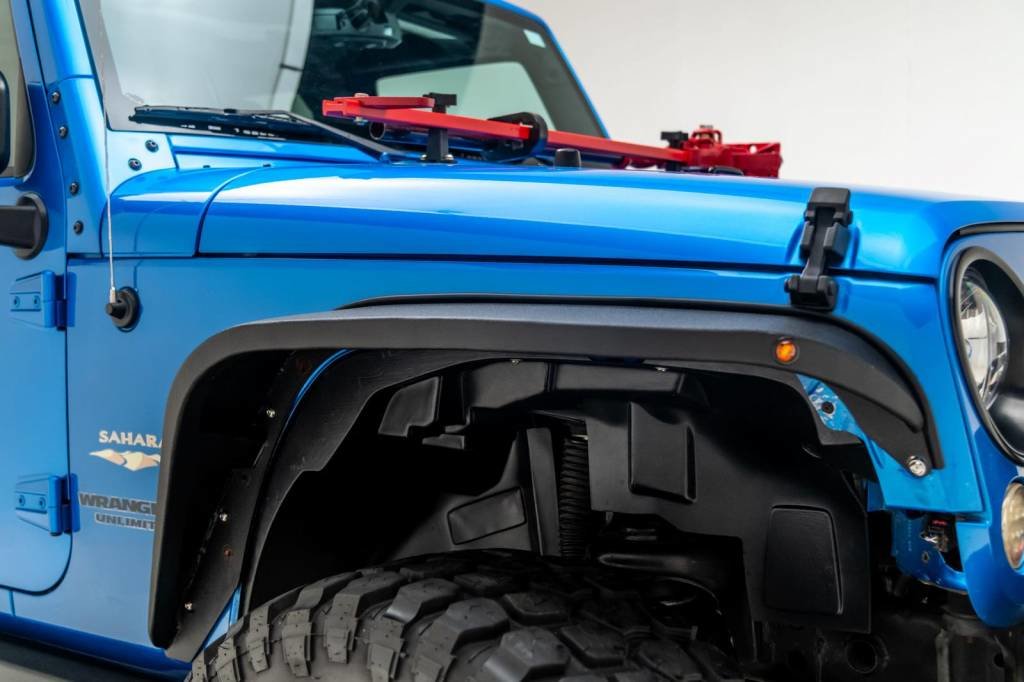 Paramount Automotive 8111200 Front Inner Fender Liners for 0718 Jeep